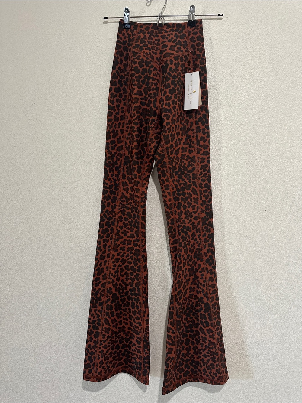 NWT! SPIRITUAL GANGSTER Bombshell Dream Tech Animal Print Flared Leggings, XS